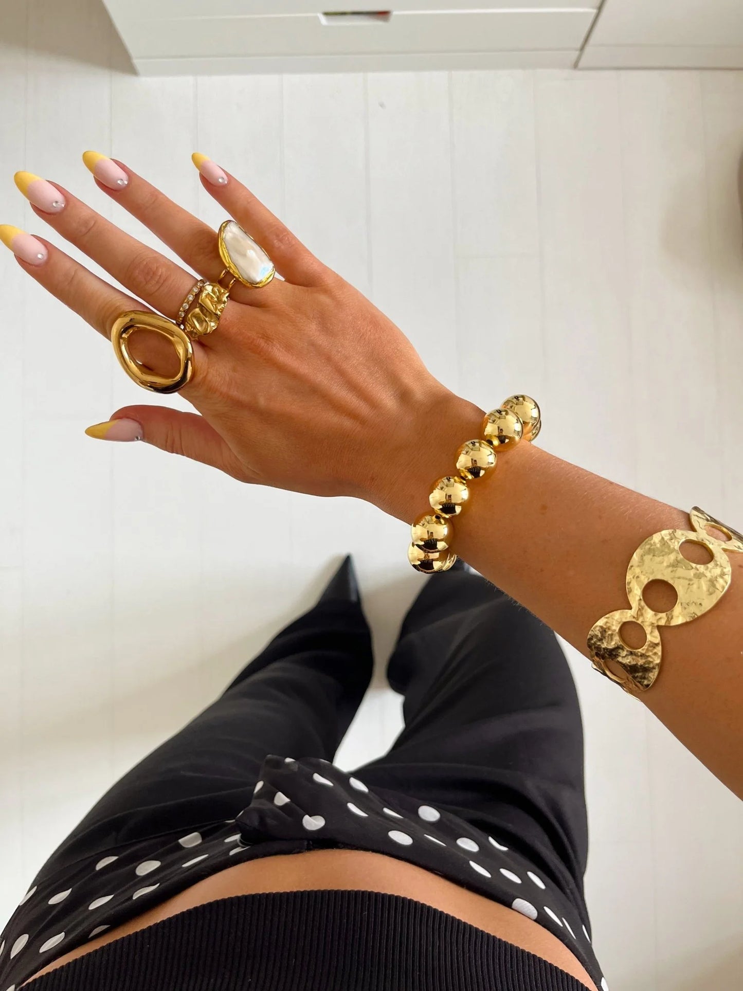 BUBBLE BALL BRACELET