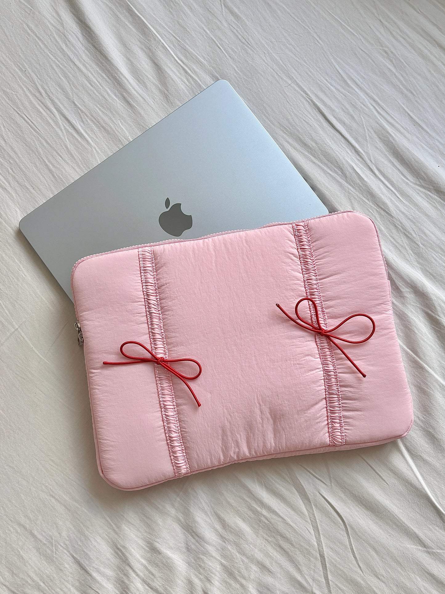 BOW LAPTOP SLEEVE